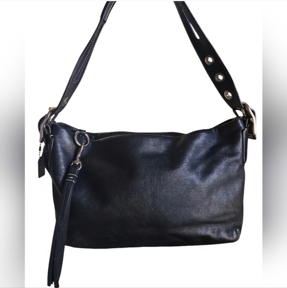 Coach Vintage 1417 East West Legacy Leather Shoulder Bag. EUC - Picture 1 of 16
